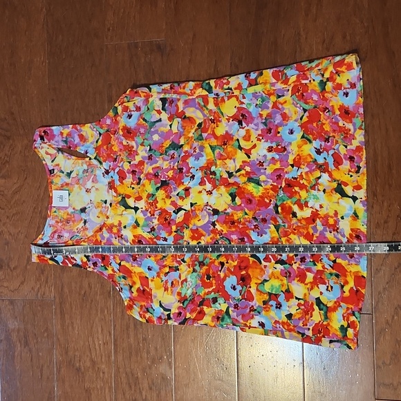 Cabi Cutaway Armhole Printed Top size L - Picture 5 of 5